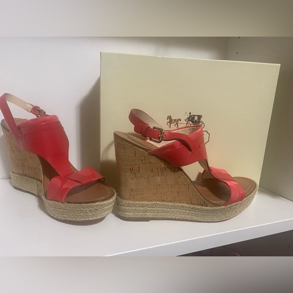 🌸🌸 NEW Coach Wedges - 8M.🌸🌸🌸 - Picture 2 of 10